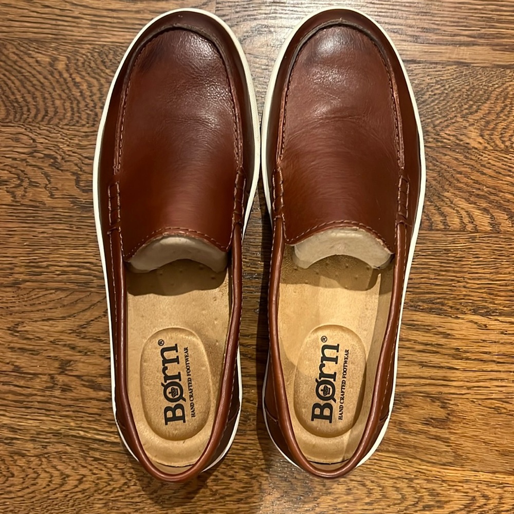Born Mens Axel loafers, size 9